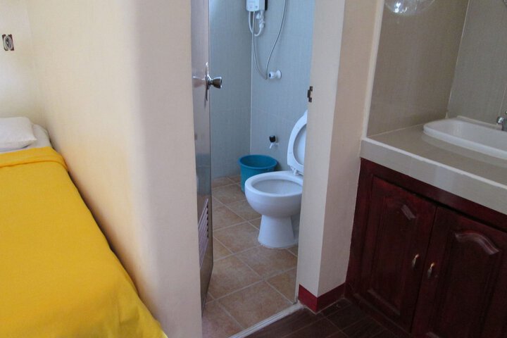Room 21 of 27