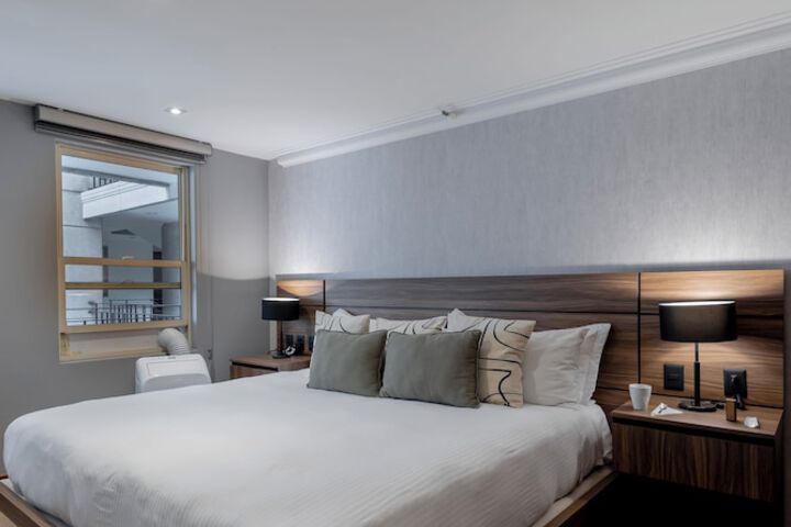 Room 14 of 86
