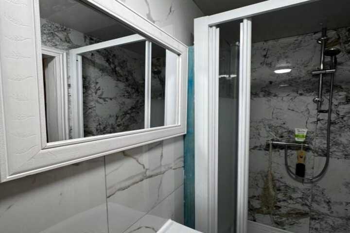 Room 20 of 23