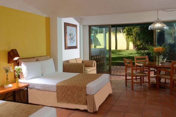 Room 3 of 31