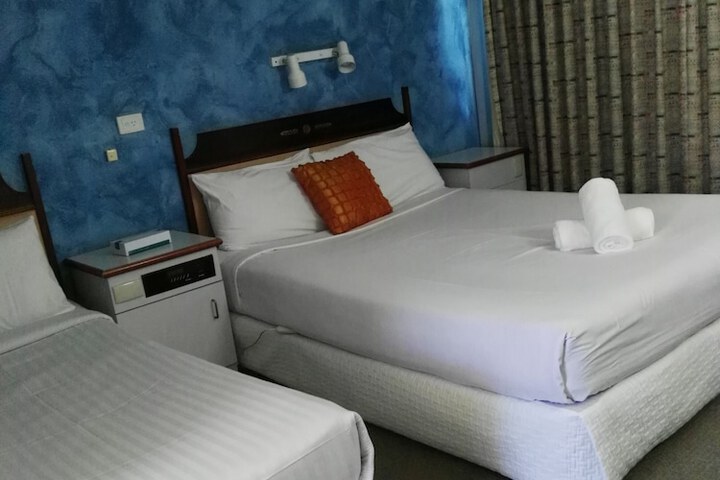 Room 7 of 31