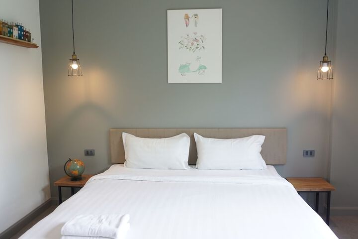 Room 21 of 49