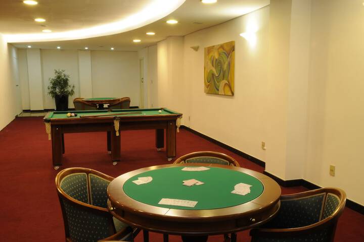 Room 34 of 71