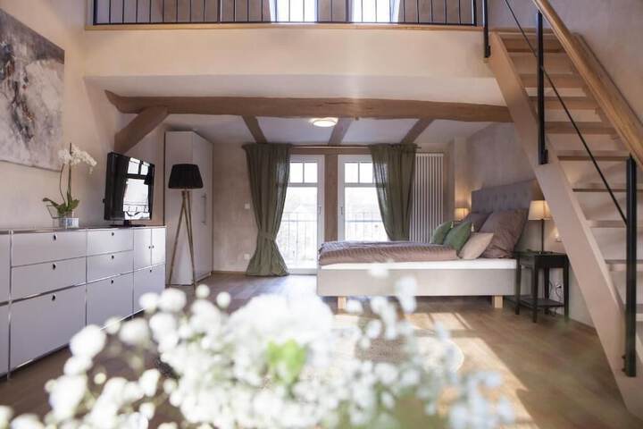 Room 8 of 23