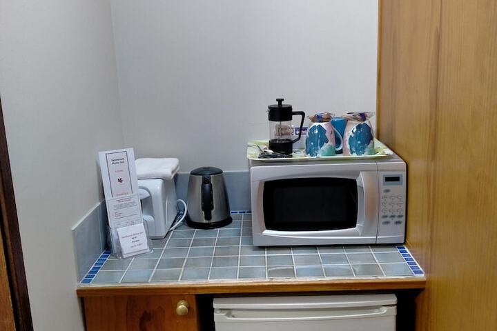 Room 4 of 22