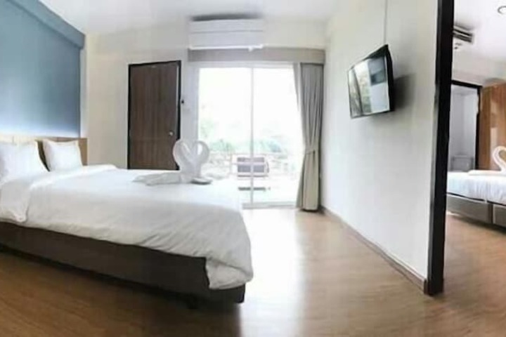 Room 29 of 40