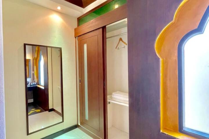 Room 56 of 85
