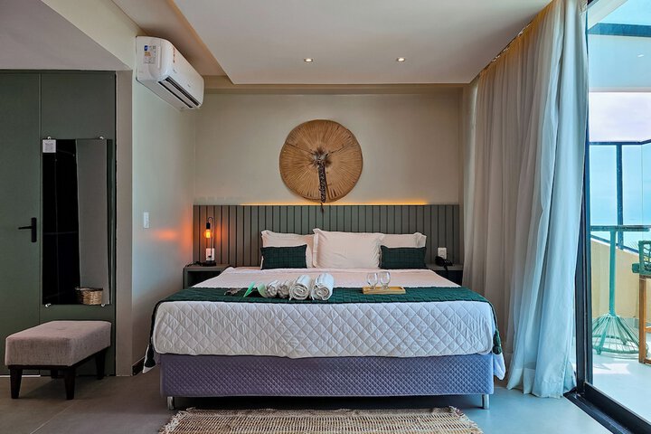 Room 16 of 53