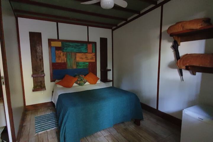 Room 8 of 35