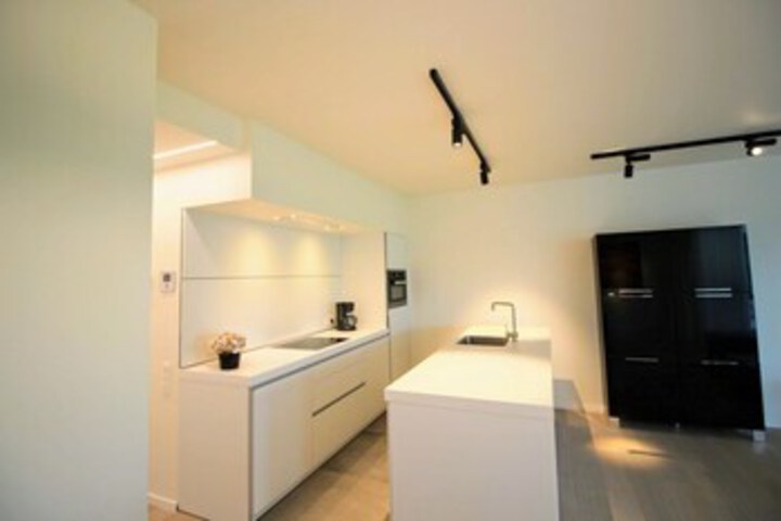 Room 8 of 26
