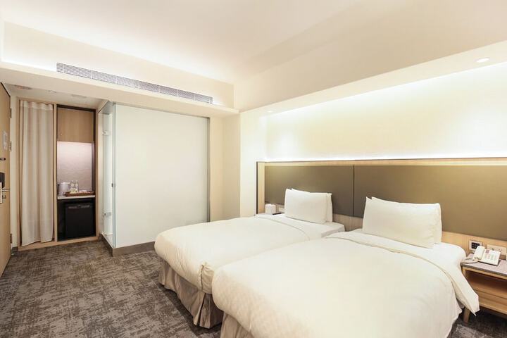 Room 55 of 105