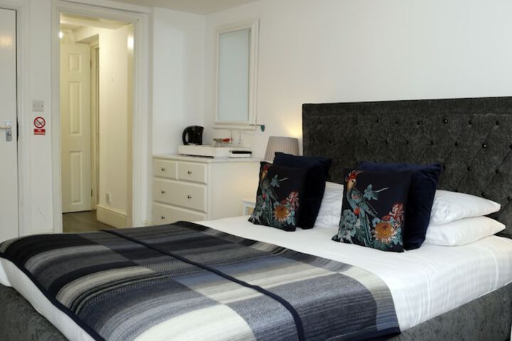 Room 20 of 63