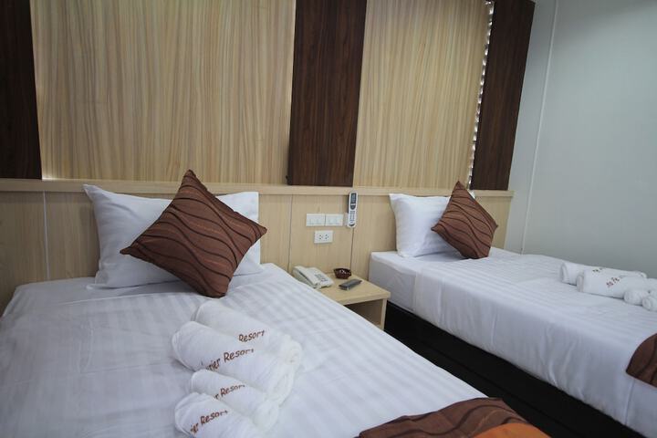 Room 11 of 52