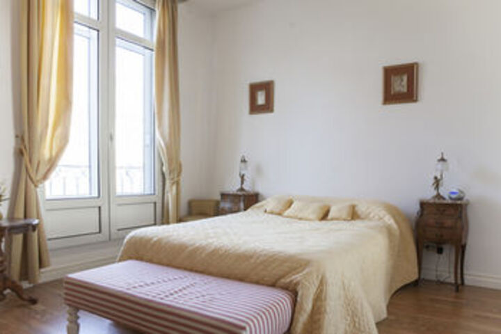 Room 6 of 26