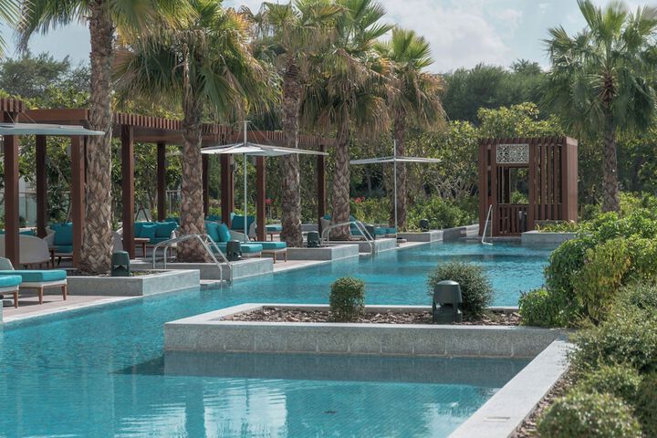 Pool 114 of 263