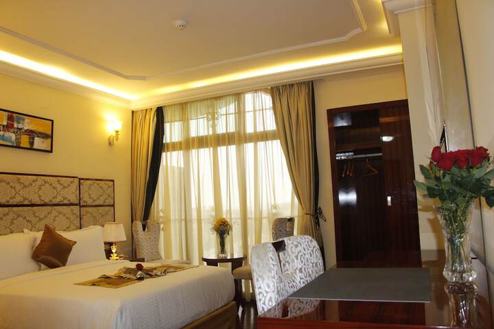 Room 3 of 33
