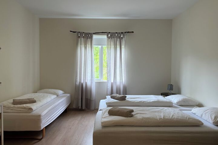 Room 12 of 69