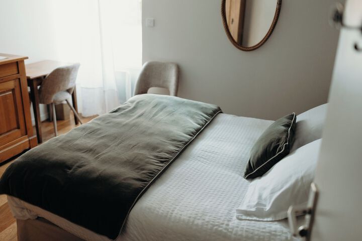 Room 10 of 49
