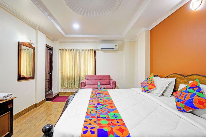 Room 16 of 30