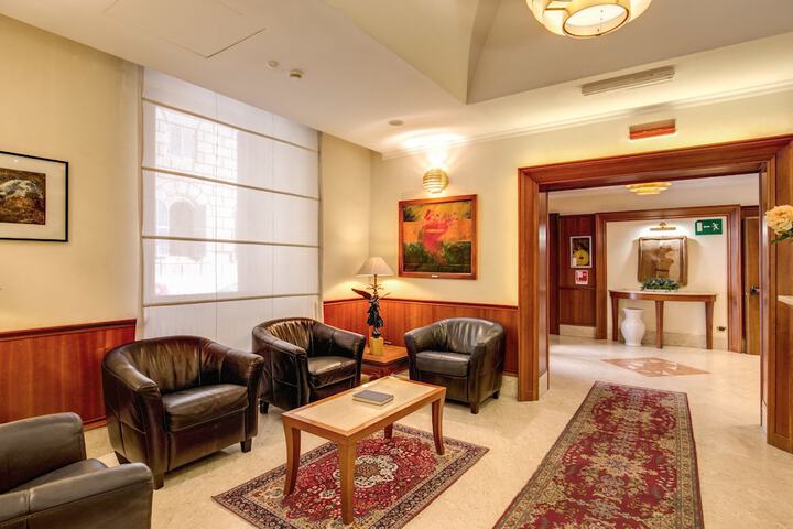 Guest Lobby