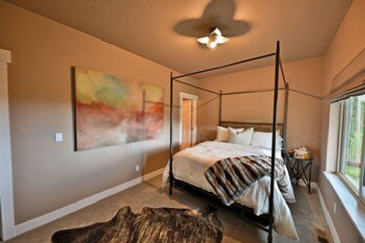 Hotel Interior 7 of 18