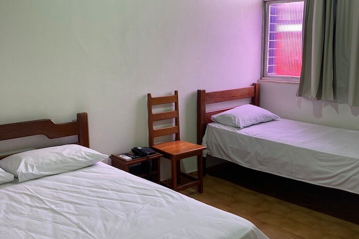 Room 3 of 6