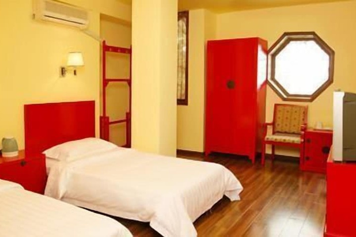 Room 8 of 56