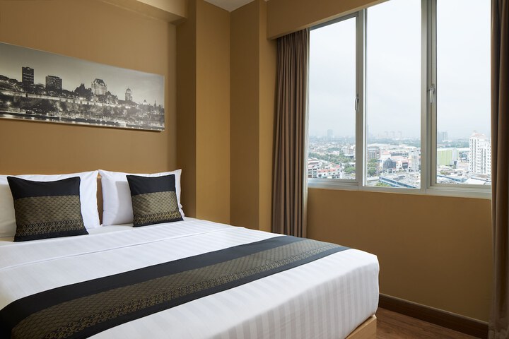 Room 44 of 115