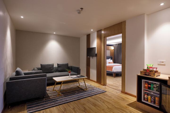 Room 82 of 147