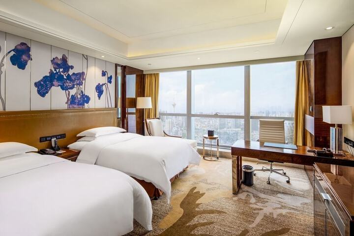 Room 10 of 57