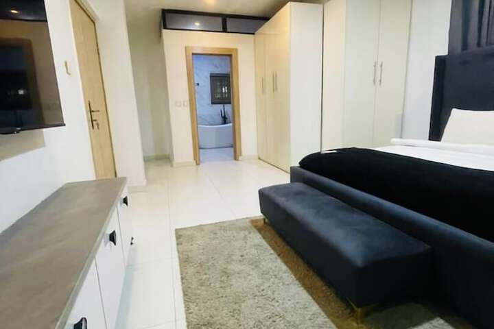 Room 25 of 89