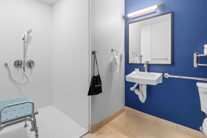 Bathroom shower