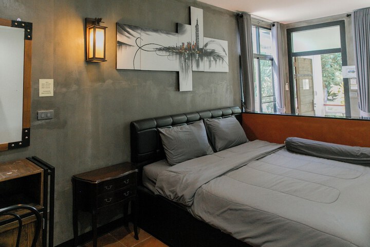 Room 29 of 187
