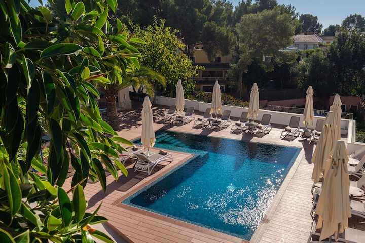 Pool 47 of 66
