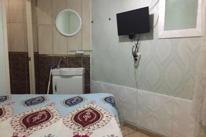 Room 4 of 11