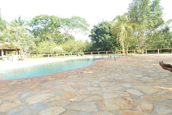 Pool 4 of 10