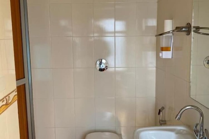 Room 25 of 68