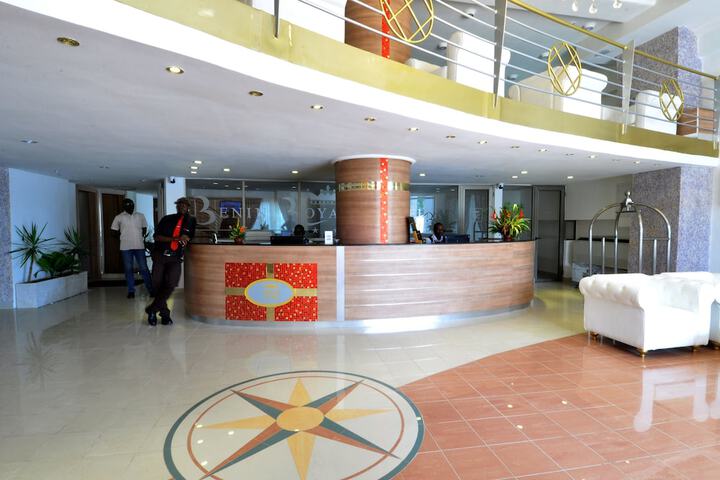 Hotel 4 of 53