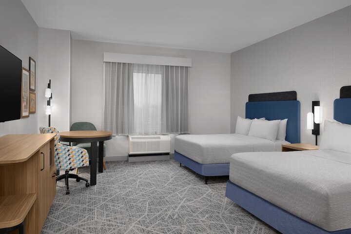 Room 8 of 35