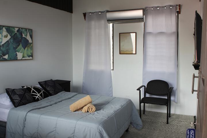 Room 8 of 82