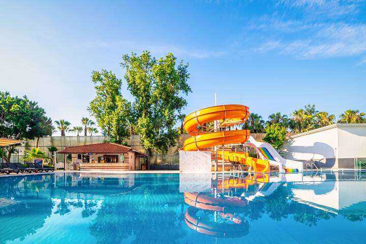 Pool 13 of 45