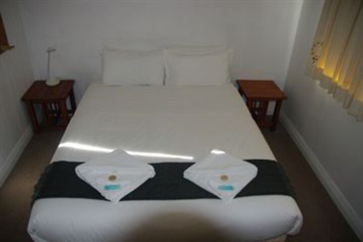 Room 22 of 191