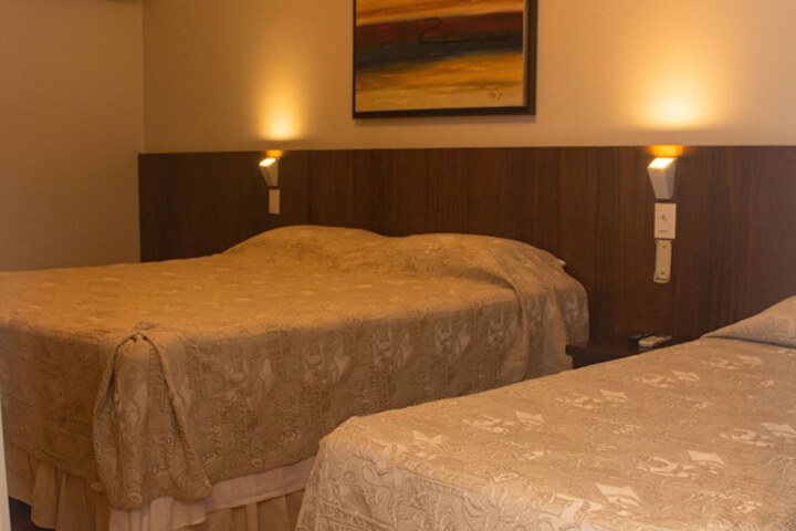 Room 34 of 89