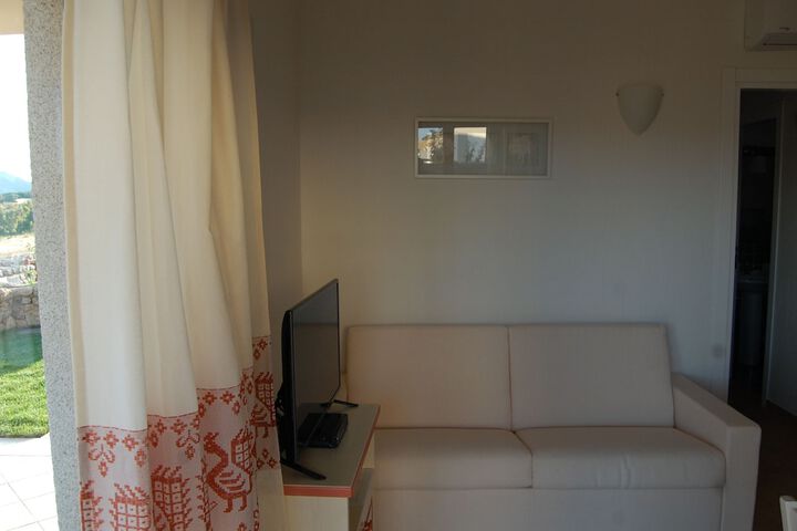 Room 45 of 100