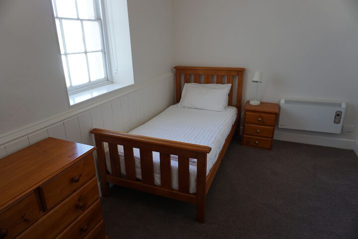 Room 20 of 179