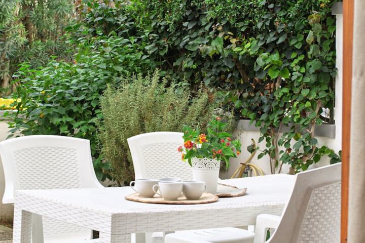 Terrace/Patio 15 of 28