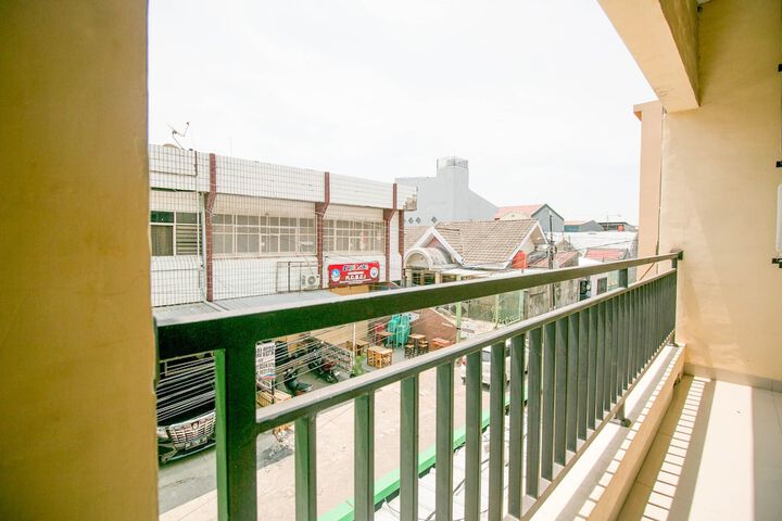 Terrace/Patio 23 of 34