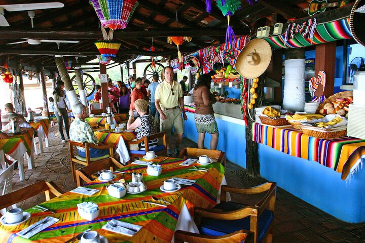 Dining Photos