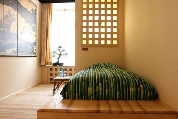 Room 21 of 39
