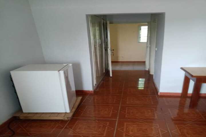 Room 3 of 12